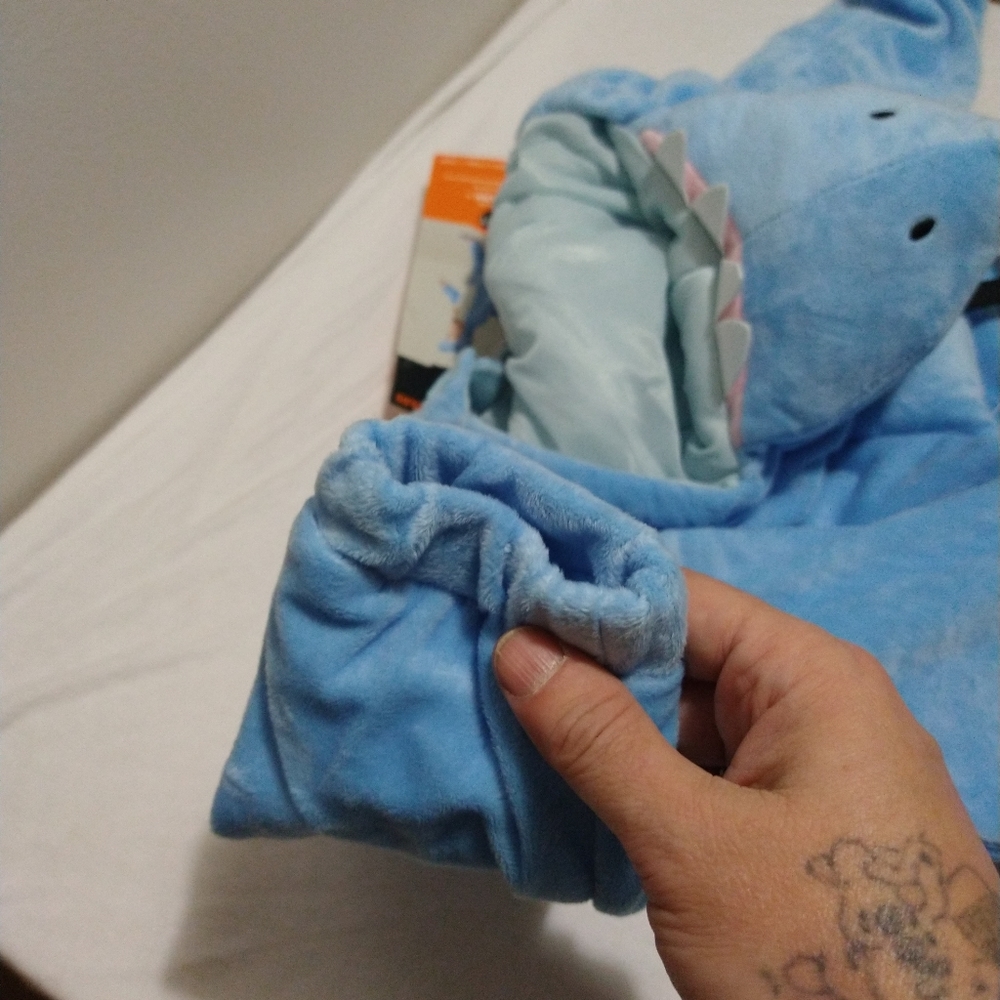Last One**HYDE & EEK Baby Blue Shark Halloween Costume - Picture 6 of 16
